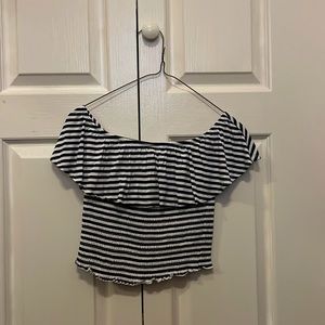 Abercrombie & Fitch | Small (Off-the-Shoulders) Striped Blouse